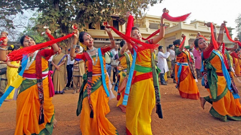Shantiniketan Holi