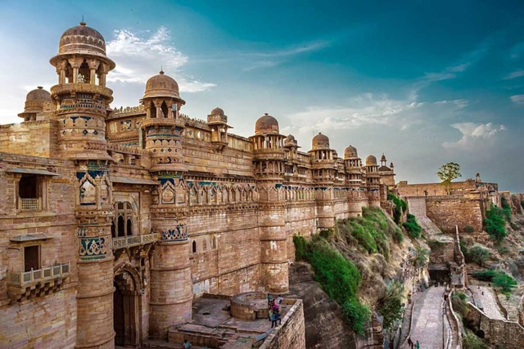 15 Famous Forts in India