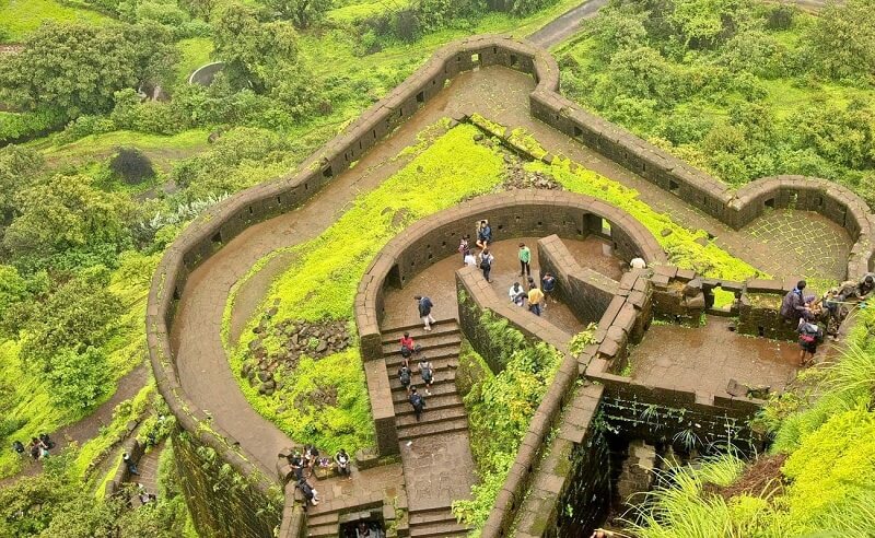tourist places near pune within 100 km