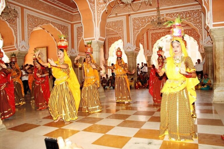 List of Popular Folk Dances of Rajasthan - Tusk Travel