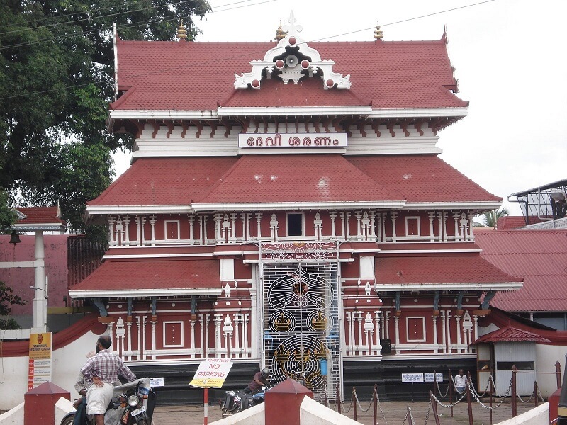 Guruvayur Sree Krishna Temple, Thrissur