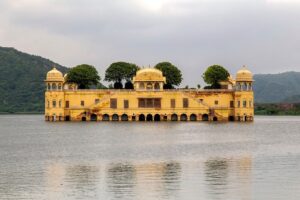 Top 10 Famous Monuments of Jaipur