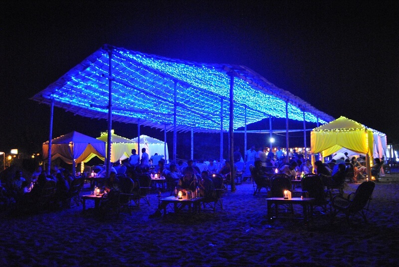 Enjoy partying at Baga Beach Goa