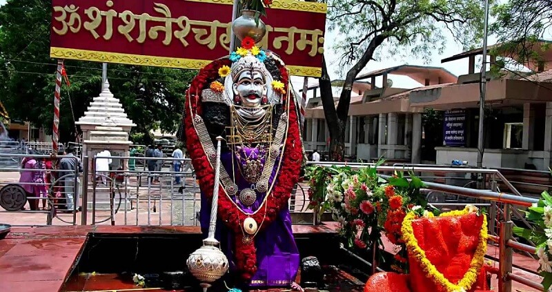 Shani Shingnapur Temple in Maharashtra