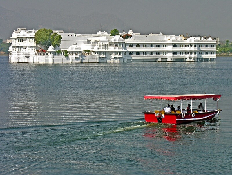 Boating in Pichola Lake