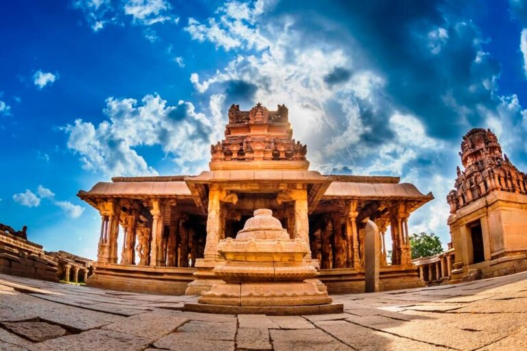 Best places to visit in Krishna Temple Hampi