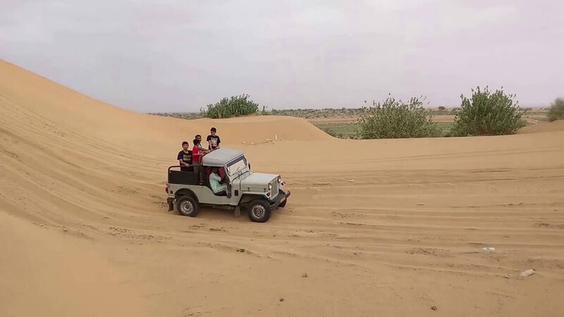Jeep safari in Jaisalmer