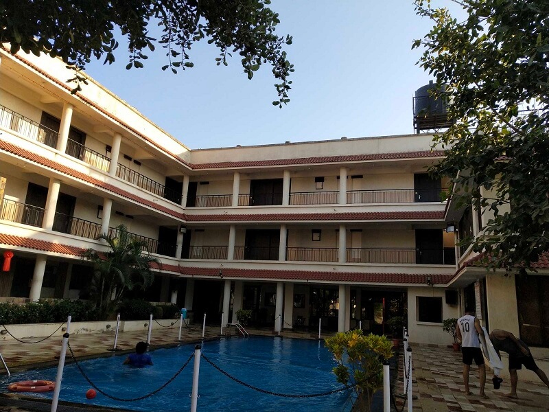 La Shimmer Resort, Dhavagi HillsÂ