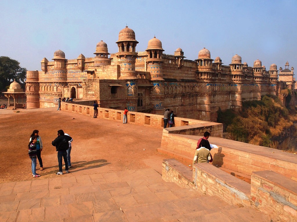 gwalior tour and travels