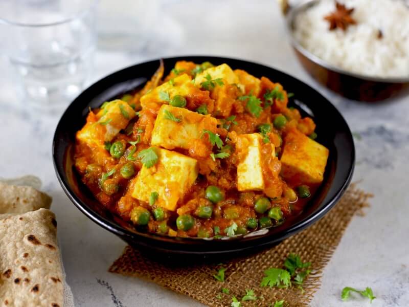 Peas and cheese curry