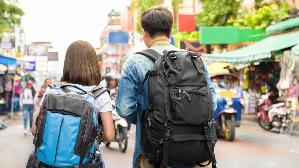 Stay-while-traveling.-tips