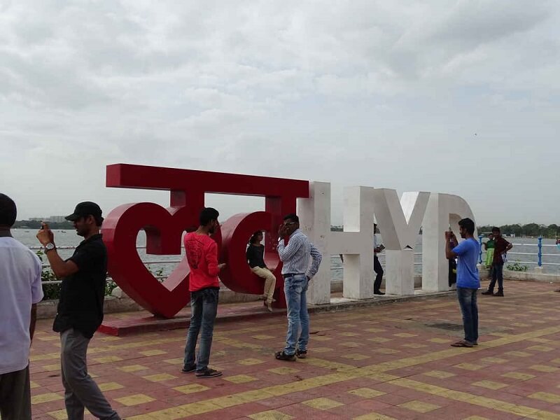 Necklace Road, Hyderabad