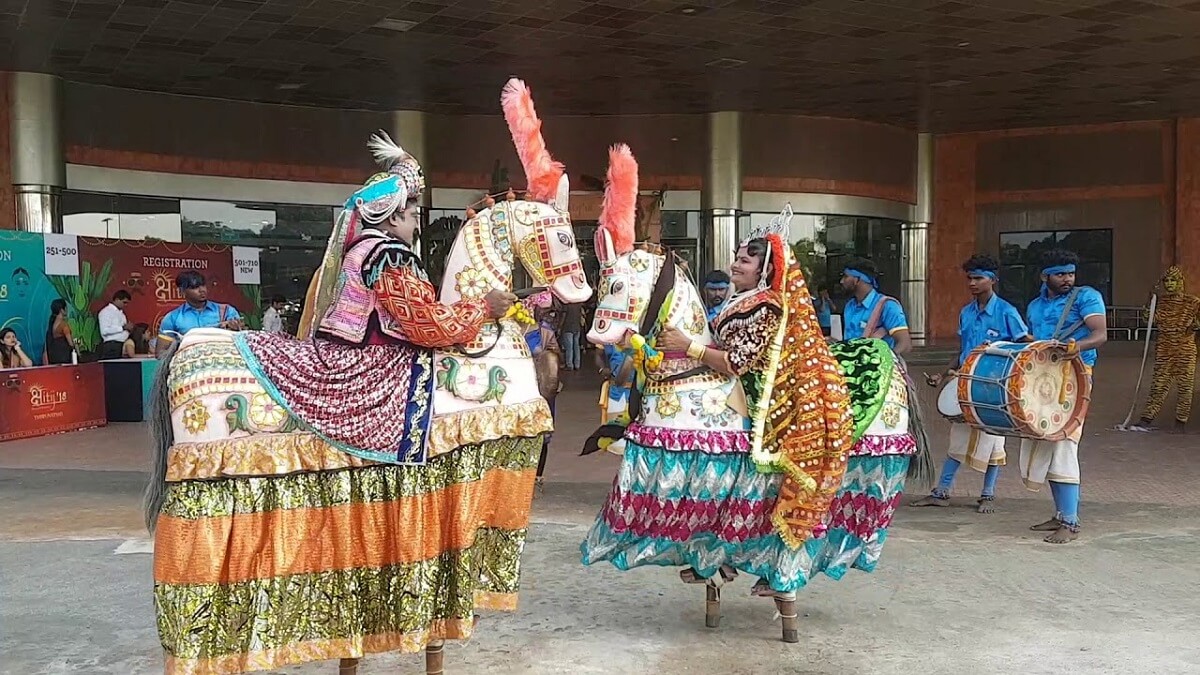 Poikkal Kudhirai Aattam (Dummy Horse Danсe) Tamil Nadu