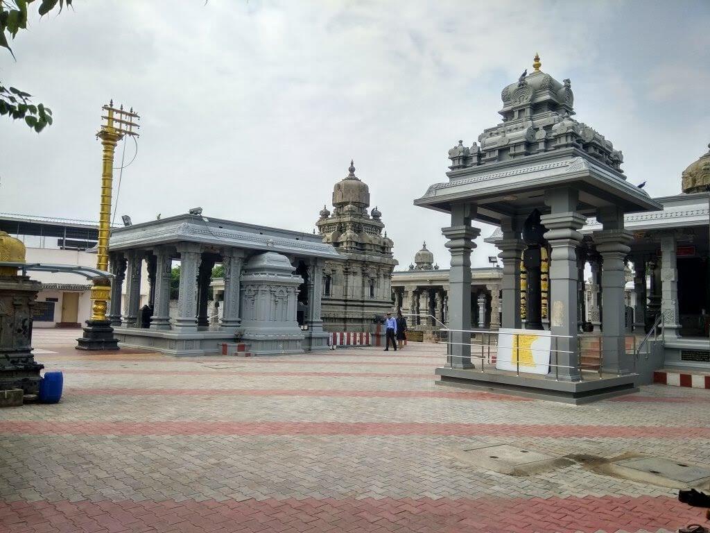 Arupadai Veedu Murugan Temple Chennai Tamil Nadu