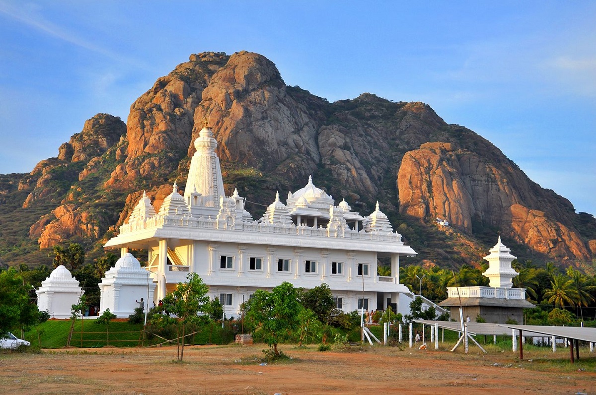 Sai Baba Temple, Kanyakumari, Tamil Nadu