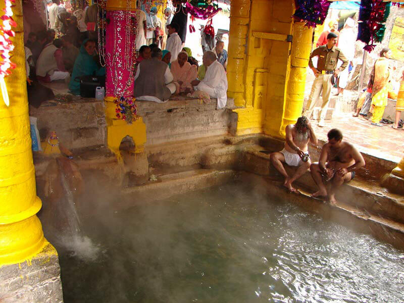 Tapt Kund Badrinath