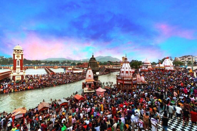 The world's largest kumbh Mela (1)