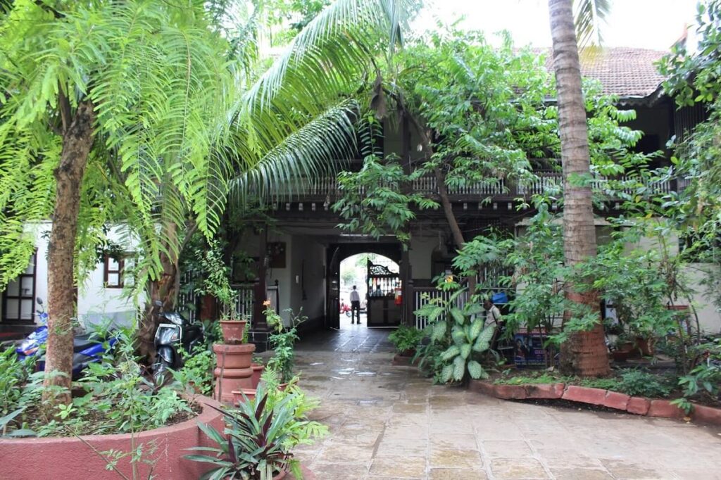 Anand Ashram, Pune