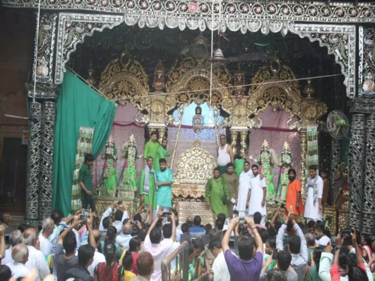Banke Bihari Temple, Vrindavan