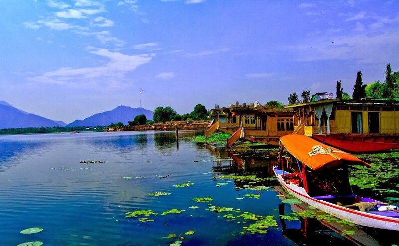 Nagin Lake, Kashmir