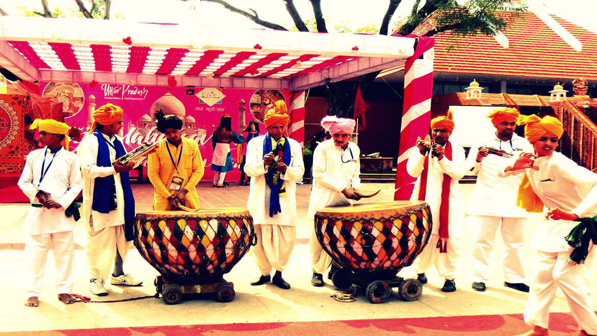 Watch Historical Shows, Taj Mahotsav, Agra