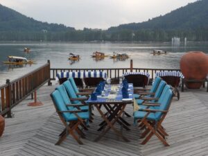 Restaurants Near Dal Lake Srinagar