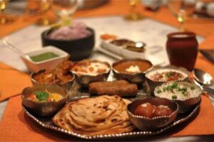 best places to eat local food in amritsar