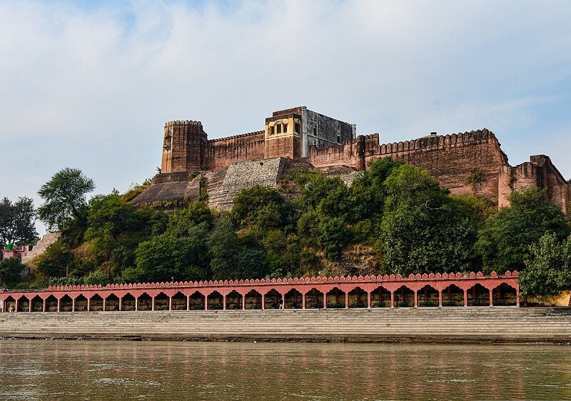 Akhnoor Fort, Bihar