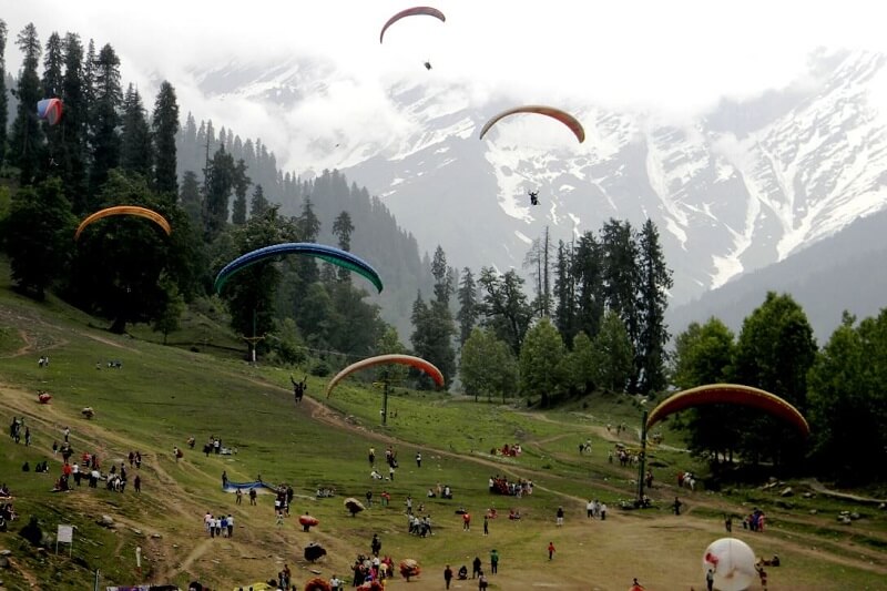 Solang Valley Paragliding in Manali