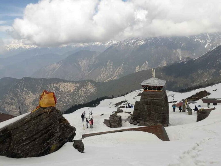 chopta in april
