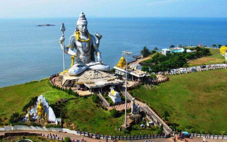 Murudeshwar Places to See in Karnataka