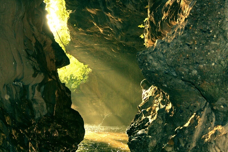 Robber's Cave, Dehradun