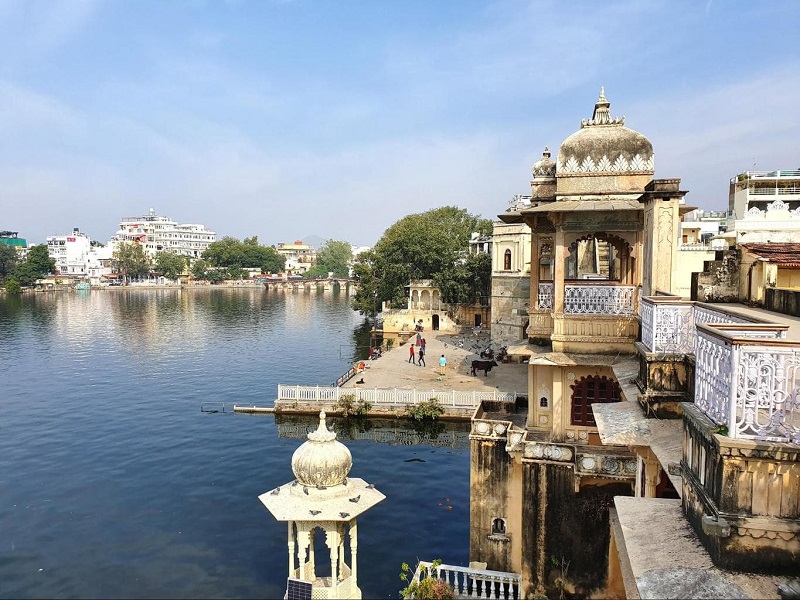 places to visit in udaipur in july