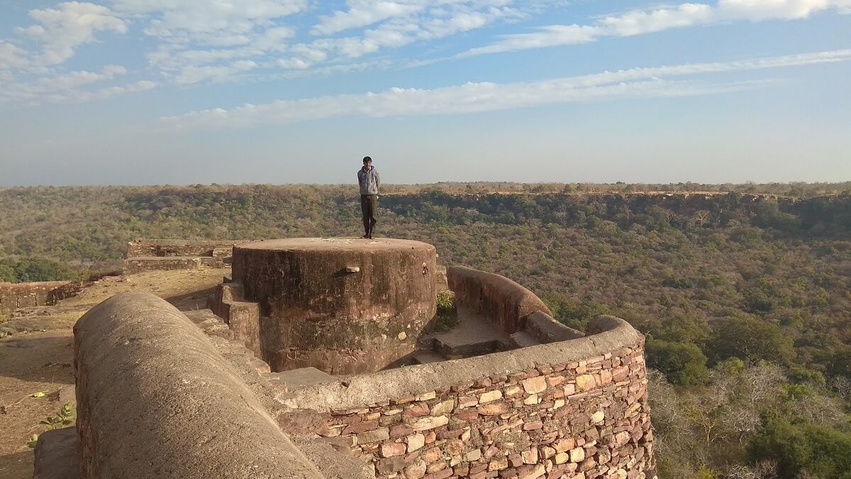 Hinglajgarh Fort, Madhya Pradesh