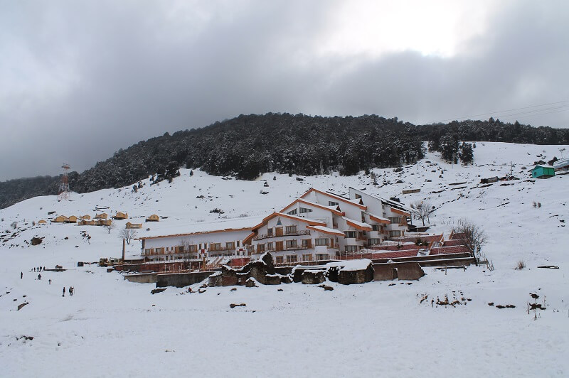Clifftop Club Hotel, Auli, Uttarakhand
