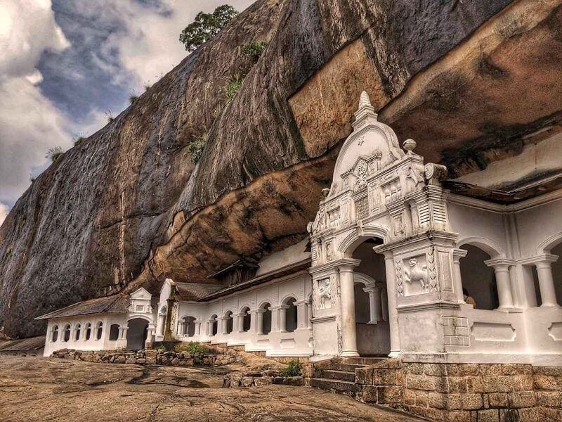 Rangiri Dambulla Cave Temple, Sri Lanka
