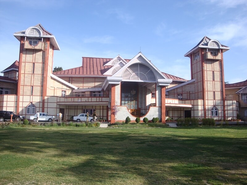 Hotel Peterhoff, Shimla