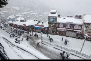 Here is a list of places that one can visit to see snowfall in India in January