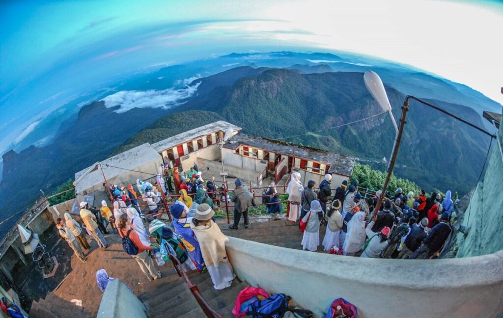 Trekking in Adam’s Peak, Sri Lanka