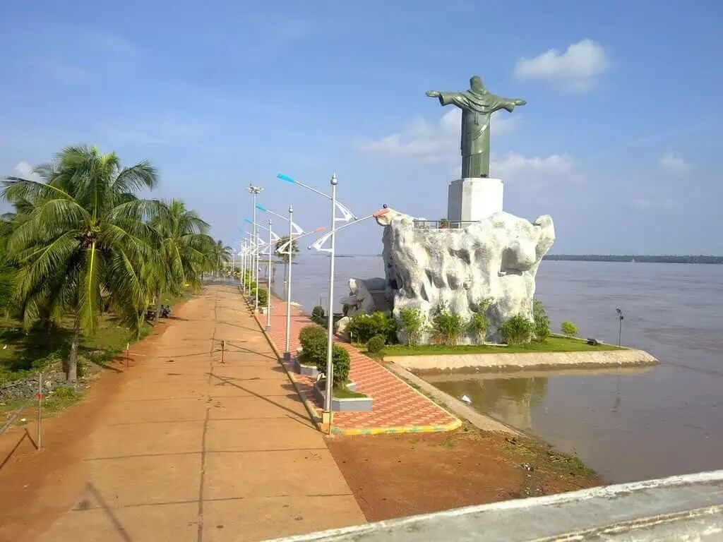 Jesus Statue Church, Yanam, Tamil Nadu