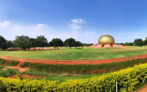 Which is the best month to visit Pondicherry?