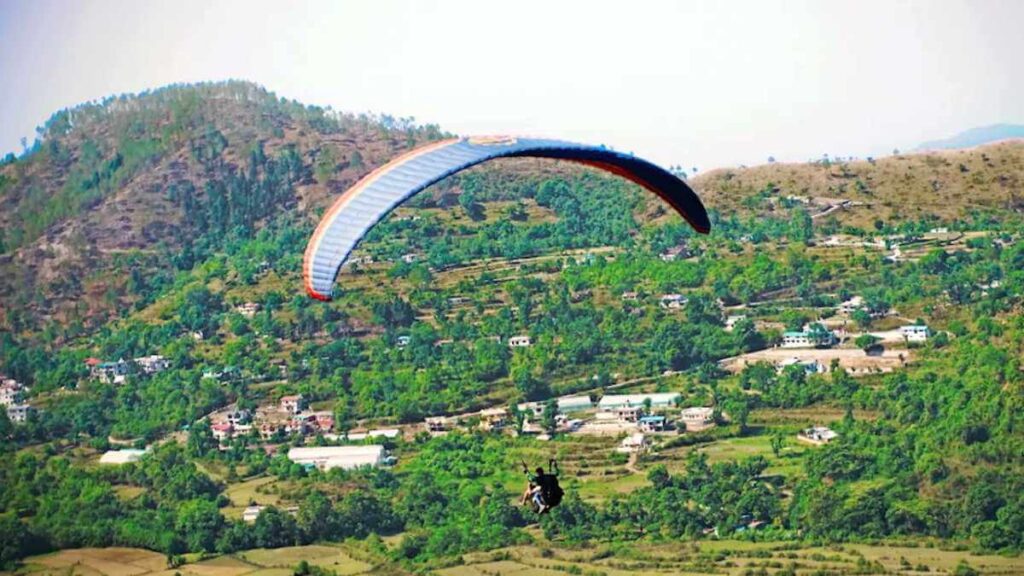 Paragliding in Rishikesh