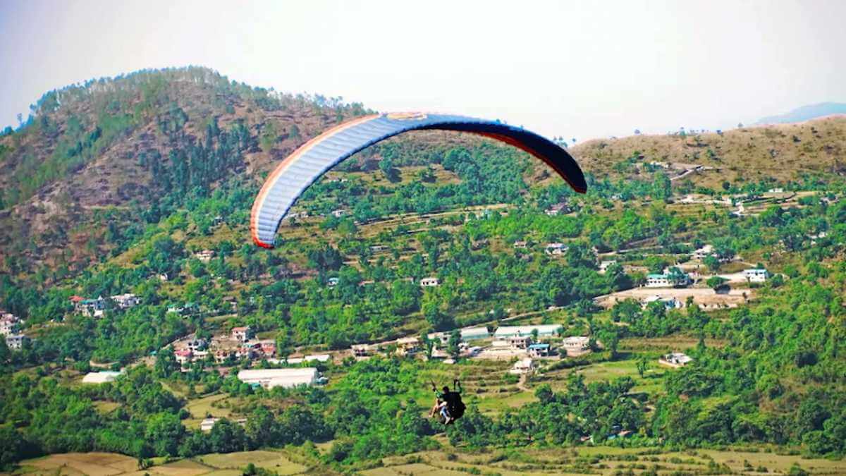Paragliding in Rishikesh