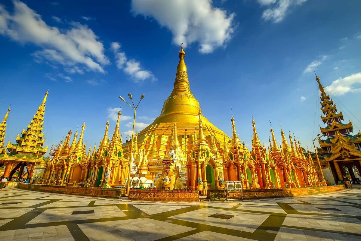 Shwedagon Pagoda, Yangon, Myanmar