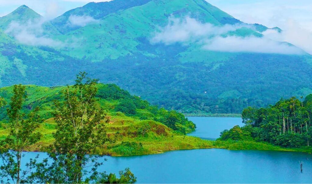 10 Best Places to Visit in Kerala in October