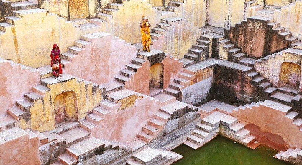 Rajasthan-Woman-at-stepwell