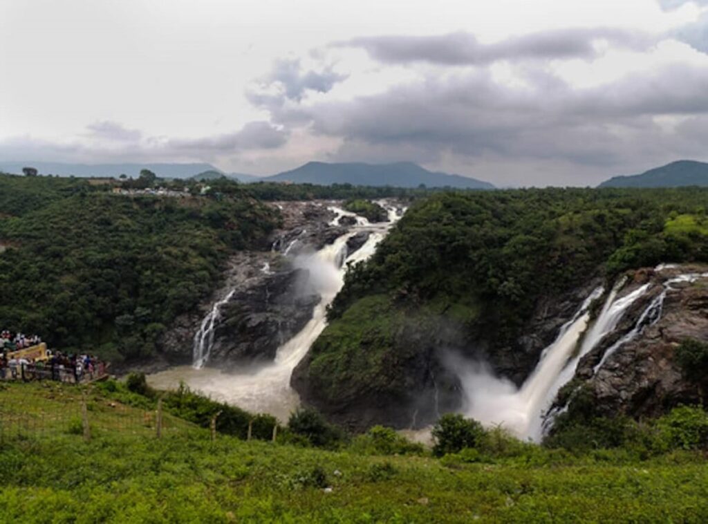 Shivanasamudra Waterfall, Karnataka