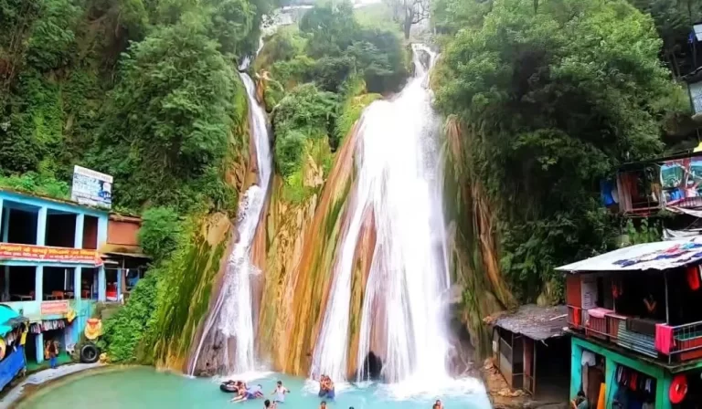 kempty-fall-mussoorie-1