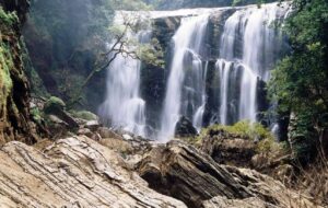 Famous Waterfalls in Jammu and Kashmir