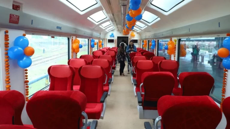 Bhopal-Jabalpur Janshatabdi Express is Madhya Pradesh's first vistadome train